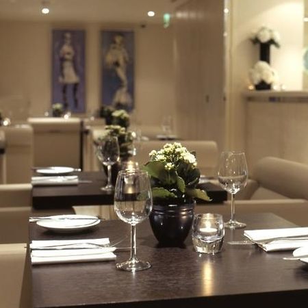 Radisson Blu Edwardian, Leicester Square London Restaurant photo